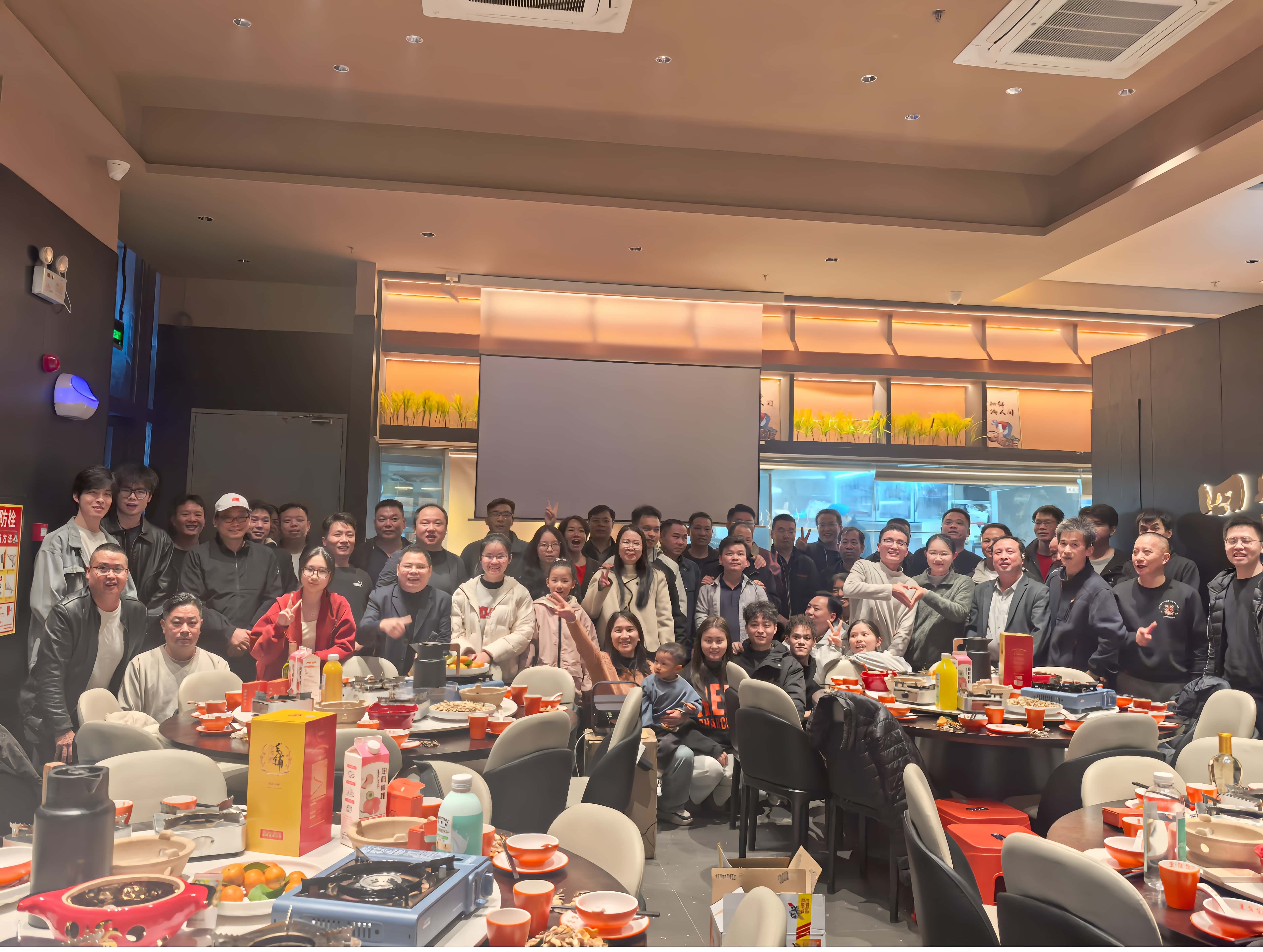 【Gathering for a Grand Feast, Embarking on a Radiant Journey】—— A Record of the K-SEN Machinery 2025 Year-End Gala?